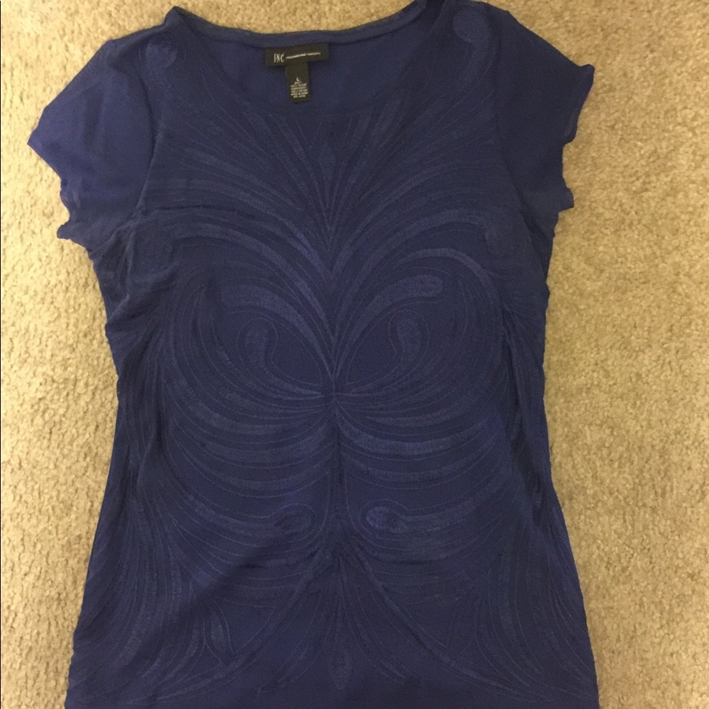 Pullover top